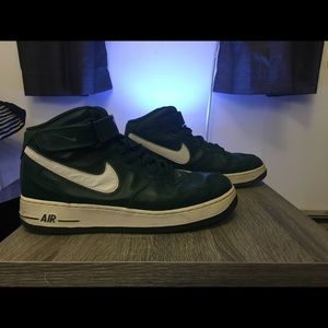 Nike Air Force 1 (Forest Green)
